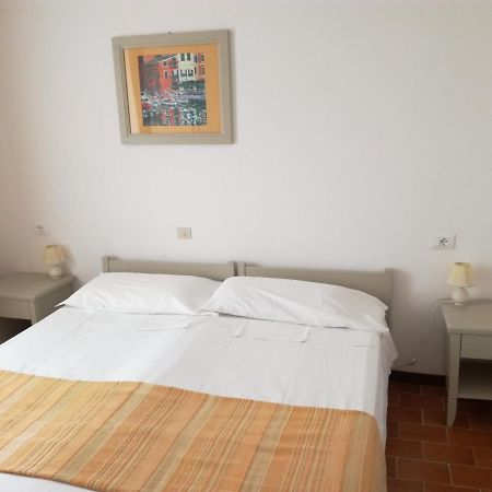 Albergo Dei 10 Colori Procchio Kültér fotó