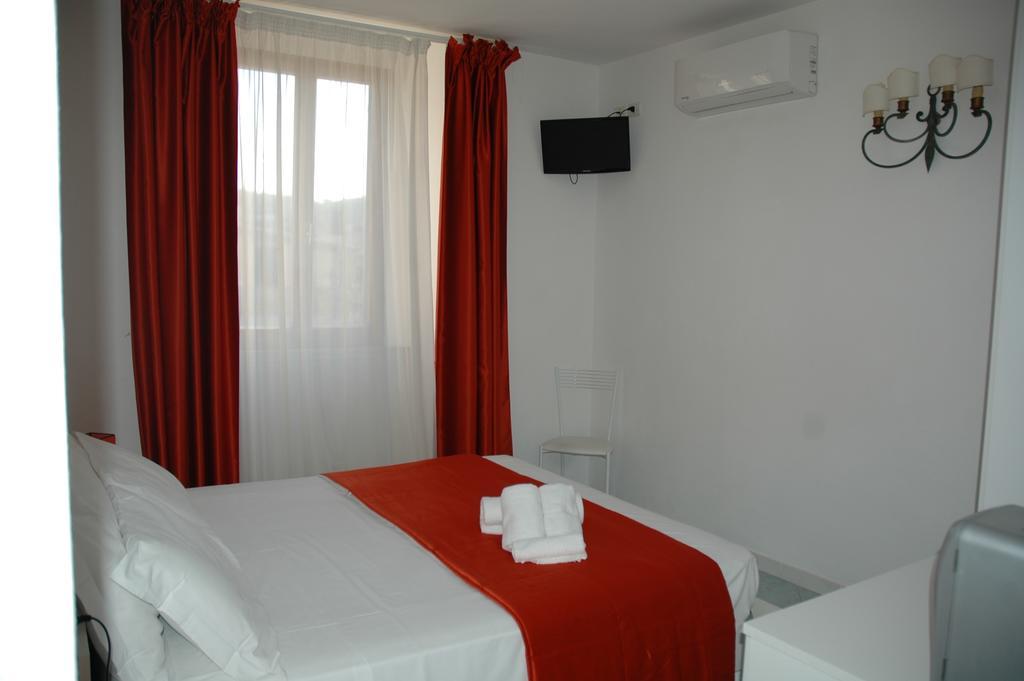 Albergo Dei 10 Colori Procchio Kültér fotó
